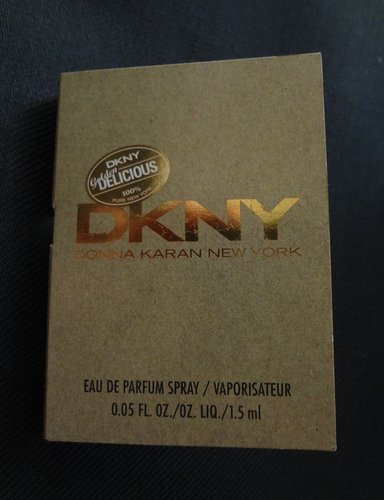 DKNY金蘋果香水 2.jpg