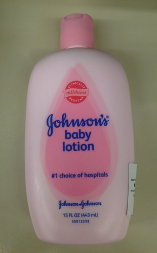 Johnson's & Johnson Baby Lotion 2.jpg