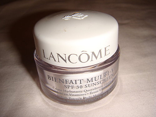 Lancome Bienfait Multi-VI 1.jpg