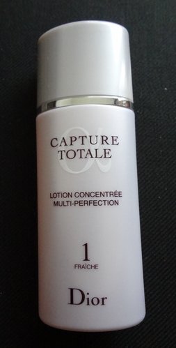 Dior Capture Totale Lotion Concentree Multi-Perfection 2.jpg