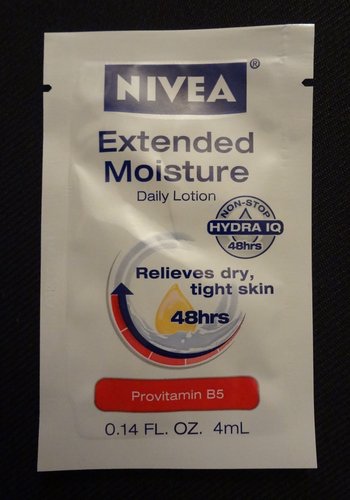 Nivea Extended Moisture Daily Lotion 8.jpg