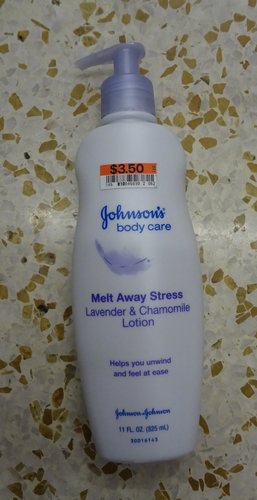 Johnson Body Care Melt Away Stress Lavender & Chamomile Lotion 2.jpg