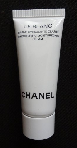 Chanel Le Blanc Brightening Moisturizing Cream 2.jpg