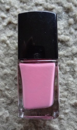 Covergirl Outlast Stay Brilliant Nail Polish (160 Everbloom) 3.jpg