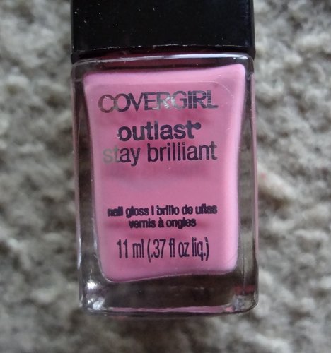 Covergirl Outlast Stay Brilliant Nail Polish (160 Everbloom) 2.jpg