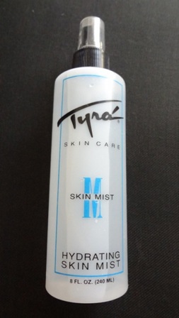 Tyna Skin Care Hydrating Skin Mist 1.JPG