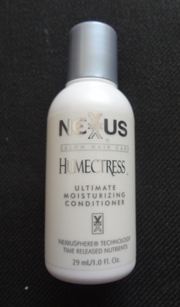 Nexxus Humectress Ultimate Moisturizing Conditioner 2.JPG