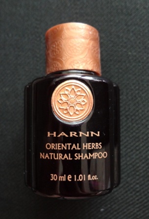 Harnn Oriental Herbs Natural Shampoo(洗髮精) 1.JPG