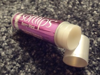 Softlips Intense Moisture Breath + Freshening Flavor Lip Protectant SPF15, Berry Mint 9.JPG