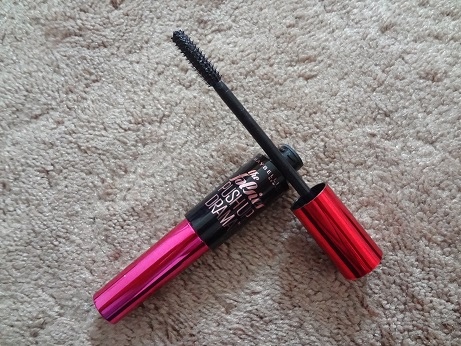 Maybelline The Falsies Push Up Drama Mascara, 304 Blackest Black 9.JPG