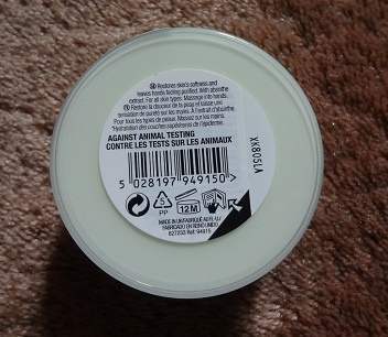 The Body Shop Absinthe Purifying Hand Butter 4.JPG
