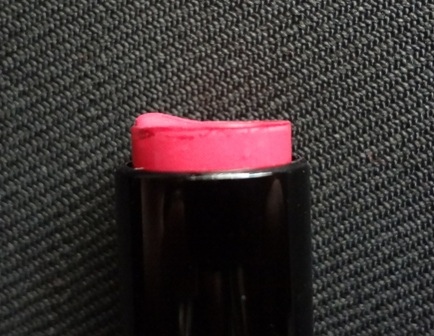 Victoria%5Cs Secret Perfect LipStick,Be Mine 4.JPG