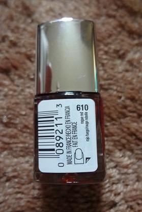 Covergirl Outlast Stay Brilliant Glosstinis Nail Polish (The Hunger Game Collection), 610 Rouge Red 4.JPG