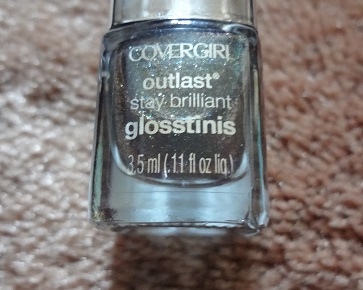 Covergirl Outlast Stay Brilliant Glosstinis Nail Polish (The Hunger Game Collection), 635 Scalding Emerald 2.JPG