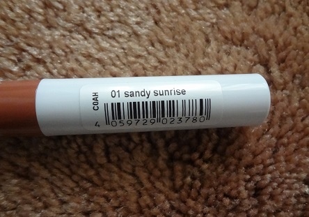 Essence Insta-Care Lipstick, 01 Sandy Sunrise 3.JPG