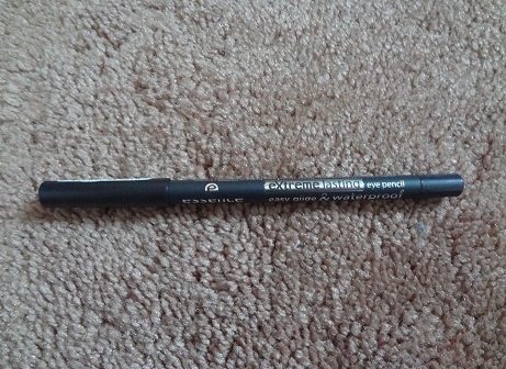 Essence Extreme Lasting Eye Pencil, 03 Black Midnight Sky 1.JPG