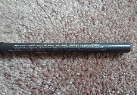 Essence Extreme Lasting Eye Pencil, 04 Nighttime In The Jungle 4.JPG