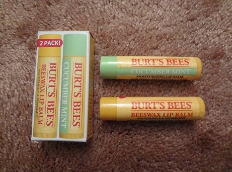 Burt%5Cs Bees Moisturizing Lip Balm, Cucumber Mint (組合照 1).JPG