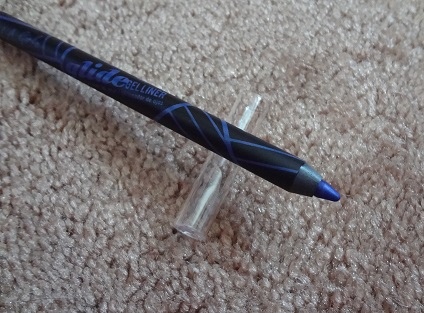 L.A. Girl Glide Gel Liner, GP363 Royal Blue 6.JPG