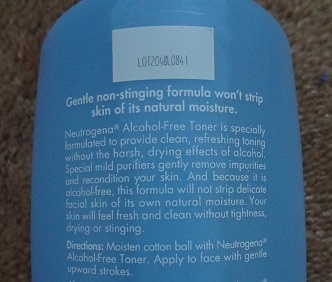 Neutrogena Alcohol-Fee Toner 3.JPG