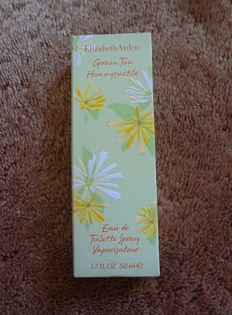 Elizabeth Arden Green Tea Honeysuckle Eau De Toilette 2.JPG