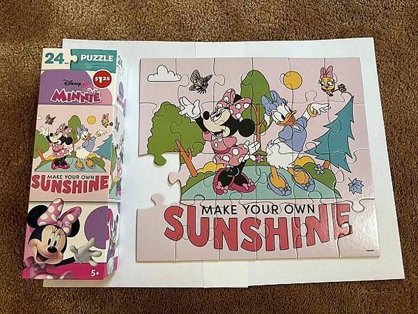 「拼圖愛好」－Minnie and Daisy Make Y
