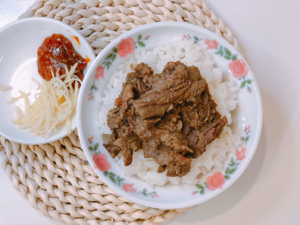 【台南牛肉湯推薦】鴻牛溫體牛肉湯-東橋店．菜色推薦 (16).jpg