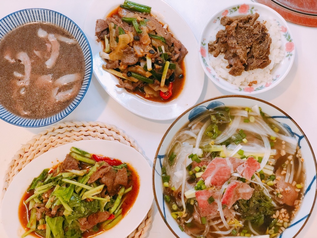 【台南牛肉湯推薦】鴻牛溫體牛肉湯-東橋店.菜色推薦 (10).jpg 【台南牛肉湯推薦】鴻牛溫體牛肉湯-東橋店.菜色推薦 (10).jpg
