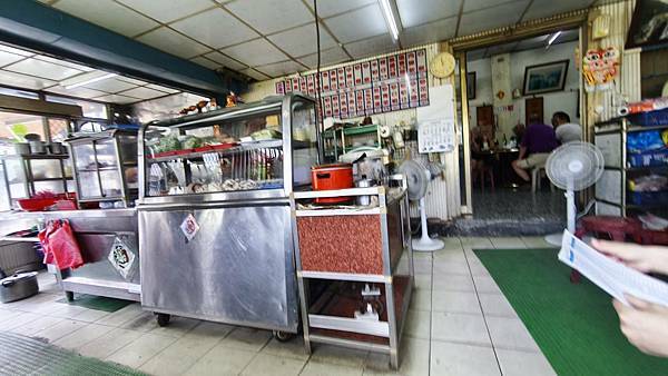 屏東九如吃魯粿仔.......哎呀(搖頭)