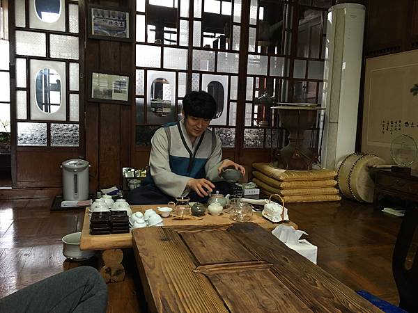 IMG_0438.jpg IMG_0438.jpg