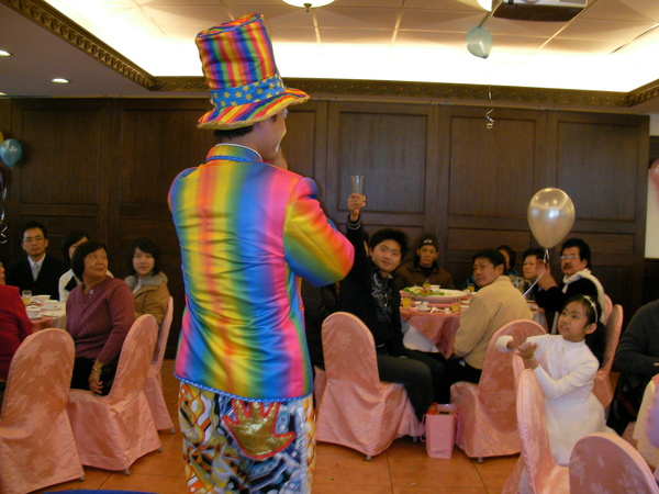 20090111新店德品素食邱小姐訂婚宴 - 小丑 | 魔術 | 火舞 | 氣球 | 表演
