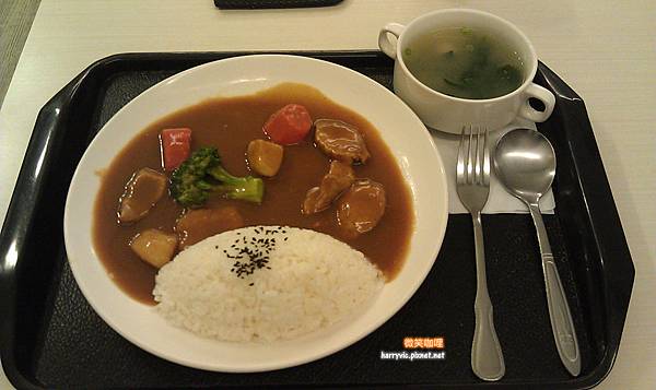 嫩豬咖哩 嫩豬咖哩