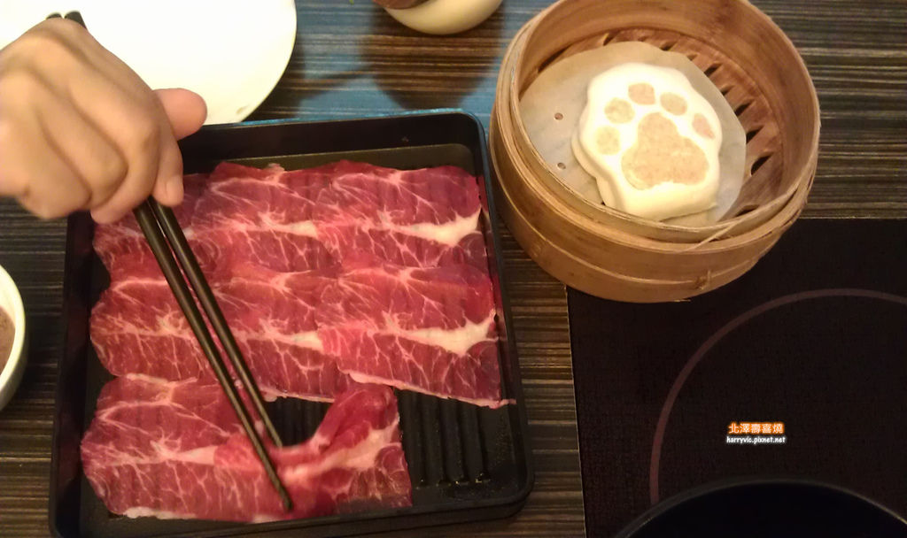 熊掌包小小一個 熊掌包小小一個