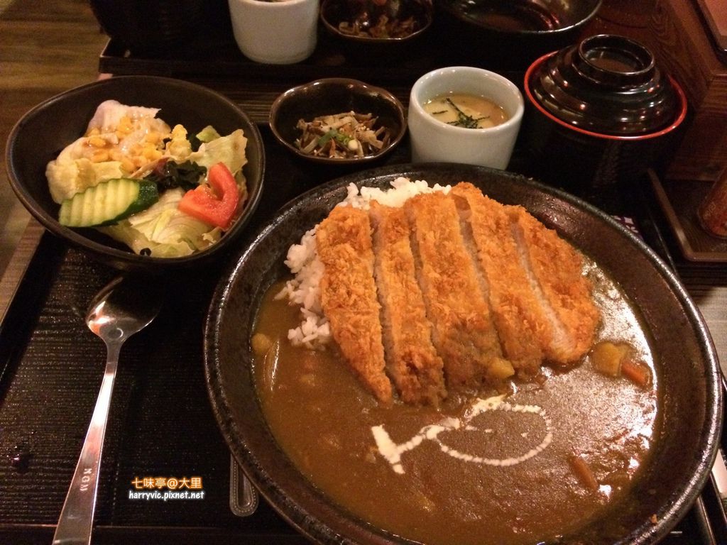 七味亭-香酥黃金雞菲力咖哩飯