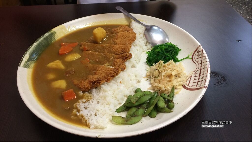 咖哩豬排飯 咖哩豬排飯