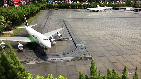 飛機準備甩尾 飛機準備甩尾