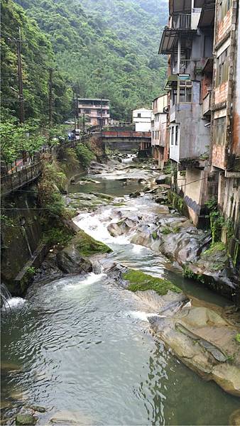 石碇崩山溪