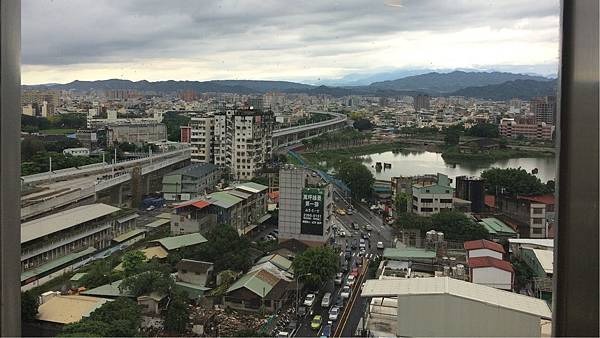 新時代-銀湯匙view 新時代-銀湯匙view