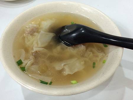 萬家香-餛飩湯