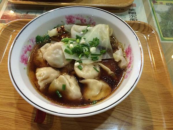 甜甜屋-牛肉湯餃 甜甜屋-牛肉湯餃