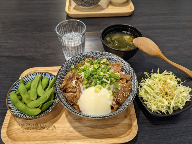 經典樂販燒牛飯