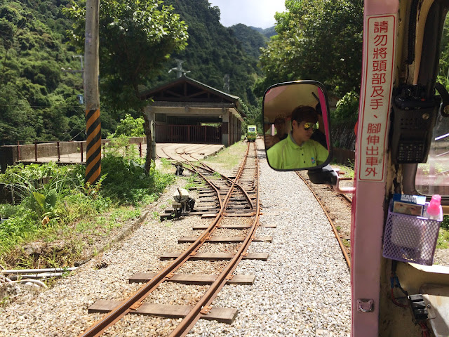 烏來台車-庫房