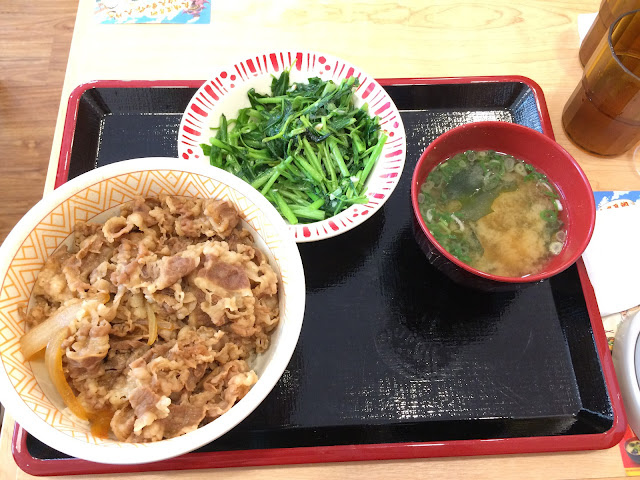 牛丼青菜套餐 