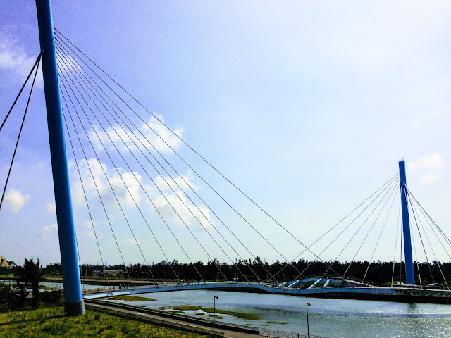 高美雙曲景觀橋