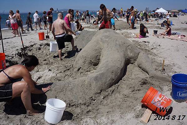 20140817 LB sand sculpture (200).JPG