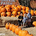 0930 mom,  Pumpkin patch, Heritage Square Museum  (25).JPG