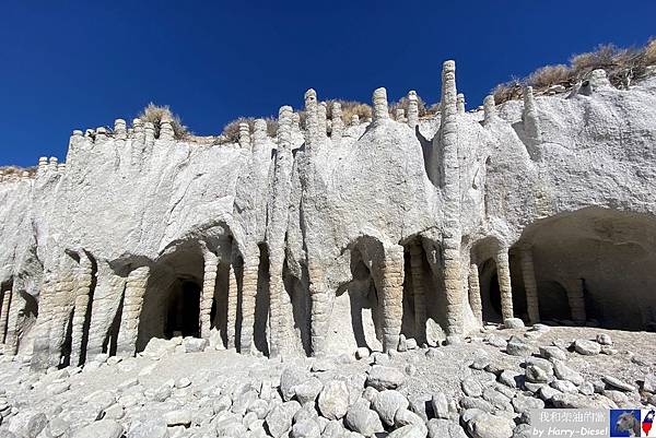 加州 湖濱石柱 Crowley Lake  (31).JPG