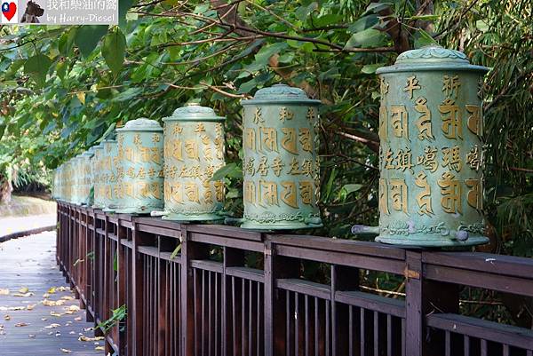 噶瑪噶居寺 (3).JPG