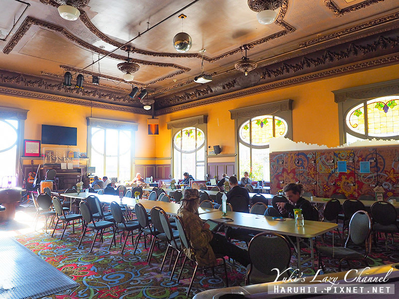 Green Tortoise Hostel.jpg Green Tortoise Hostel.jpg