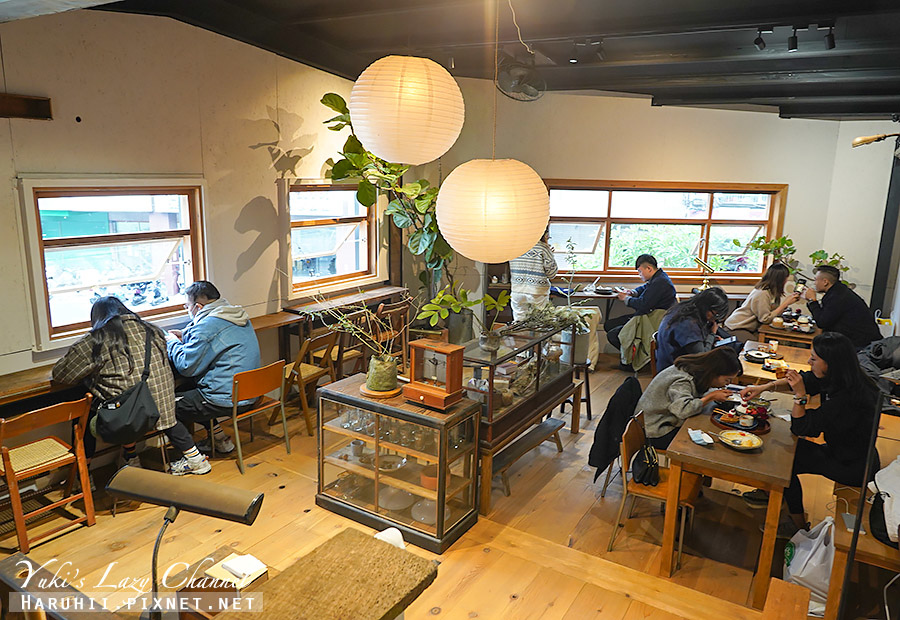 [食記] 高雄 二雄じお：雄女旁老屋咖啡